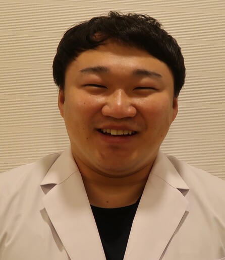 張 大暁